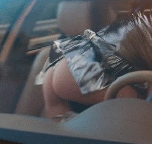 Miley Cyrus – Nothing Breaks Like a Heart