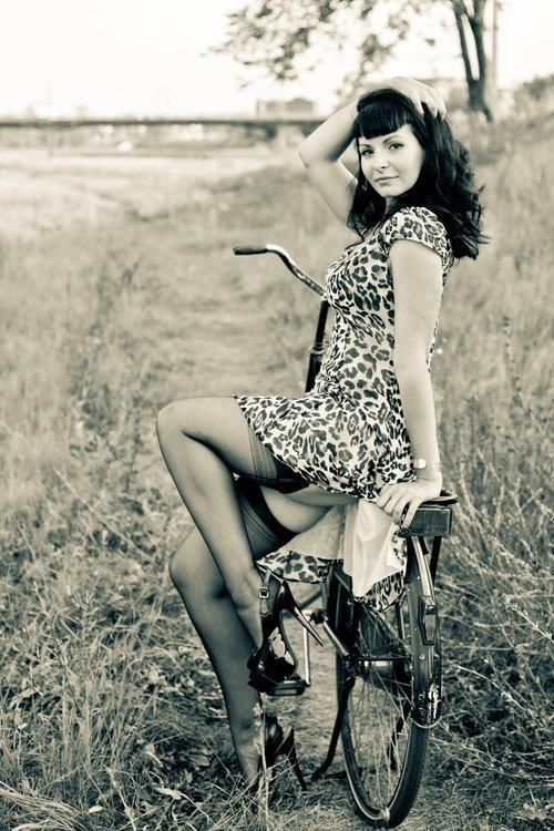 Bicycling Babes