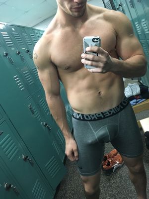 Delicious locker room bulge