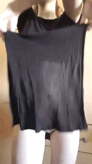Nude teen pulls dress up to reveal what every man wants