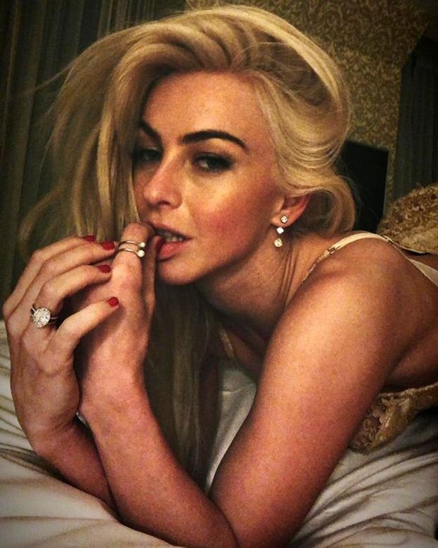 Julianne Hough sexy