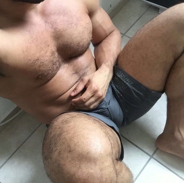 Delicious bulge