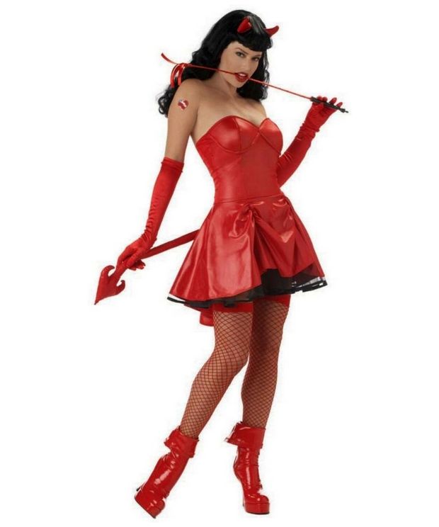 Bettie Page lookalike in hot devil costume