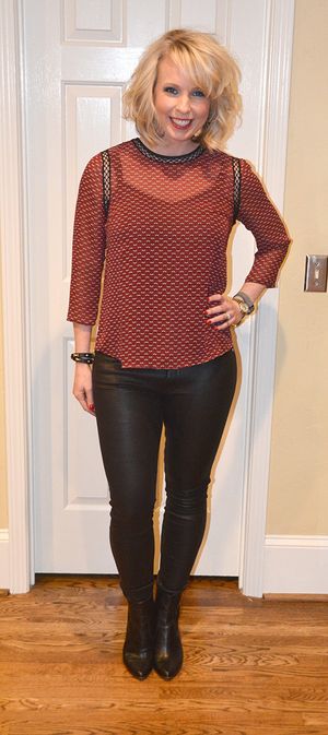 Cute Blonde MILF in Leather Pants