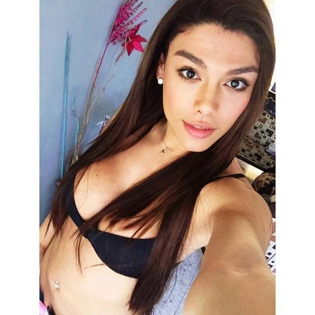 Carolina Ramirez - selfie in tiny bra