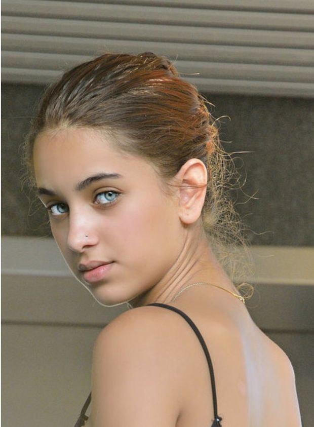 Beautiful blue/green eyed Uma Jolie