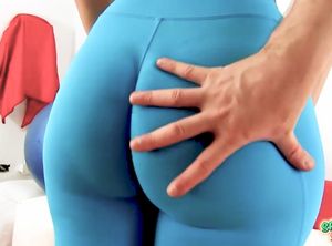 Fionas beautiful ass in blue leggings