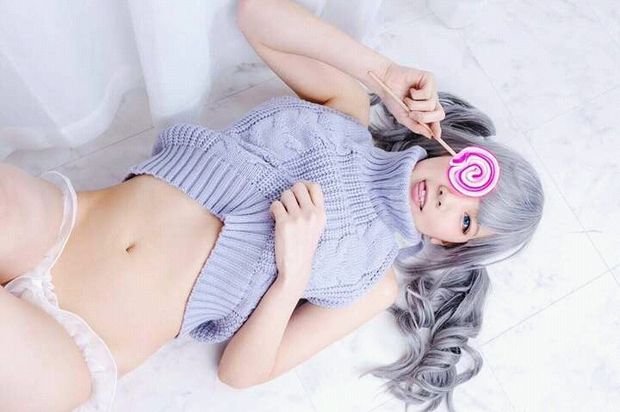 Virgin Killer Sweater