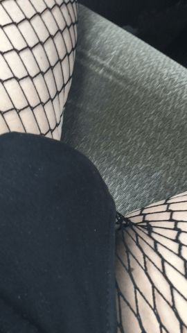 Vy has a swelling in her leotard. Cum and rub my bulge.