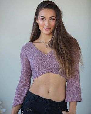 Bare Midriff Maiden