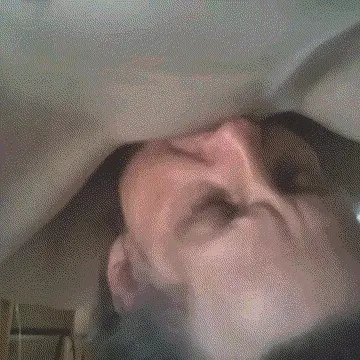 shaved milf gets a good tounge lashing