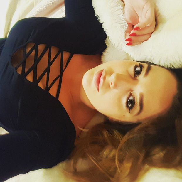 Lace top selfie