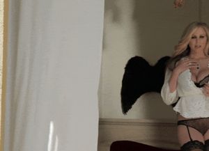 I love Julia Ann in stockings