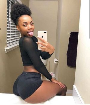 ebony teen with big ass