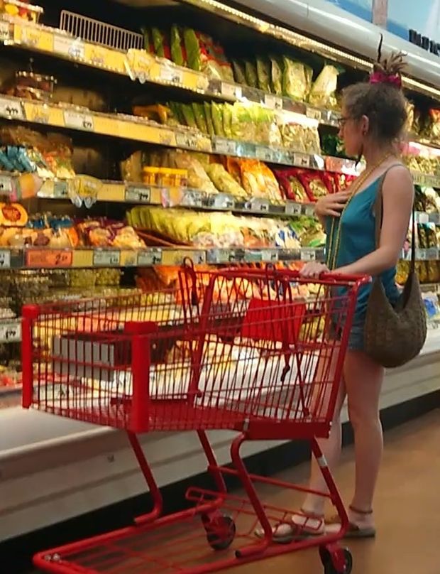 braless at the market