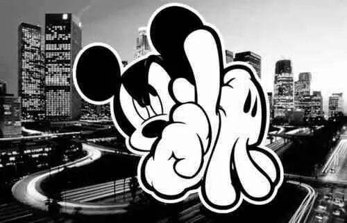 My profile pic with my city that always got my back.