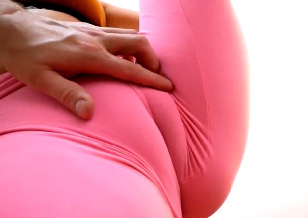 Esmeradas crazy cameltoe
