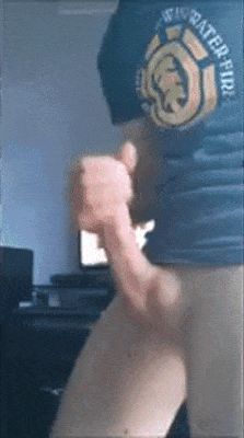 horny hands free cumshot