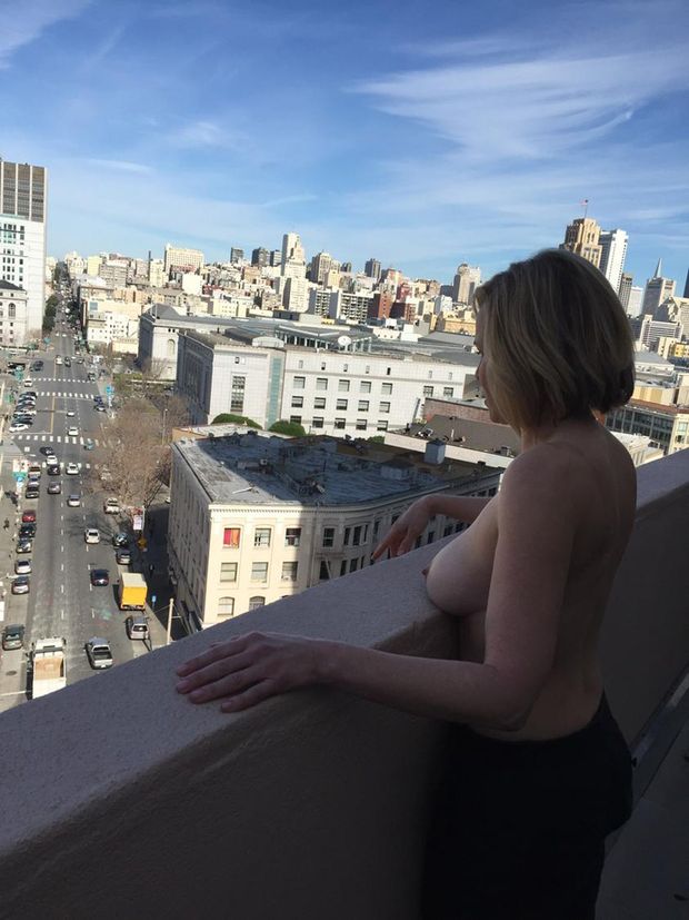 Chelsea Handler Boobies on the Balcony