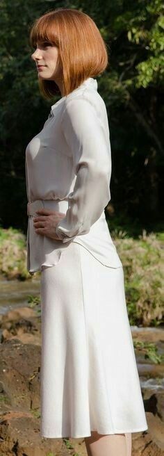 Bryce Dallas Howard as Claire in Jurassic World