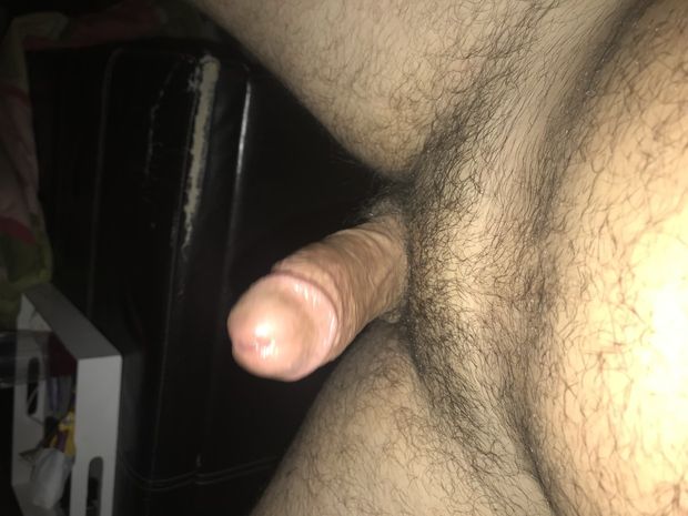 This is the thick cock I love to jump on!!