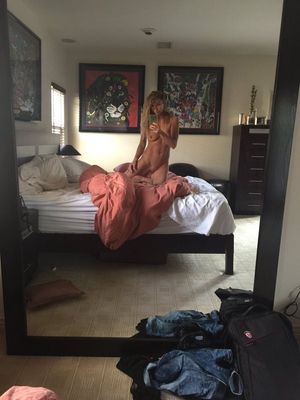 rita rush selfie naked