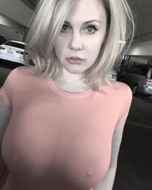 Maitland Ward...Nipply!