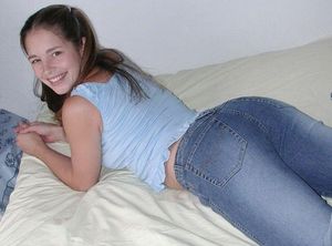 Tawnee Stone’s Sweet Jeans Ass (I WANT HER!!!)