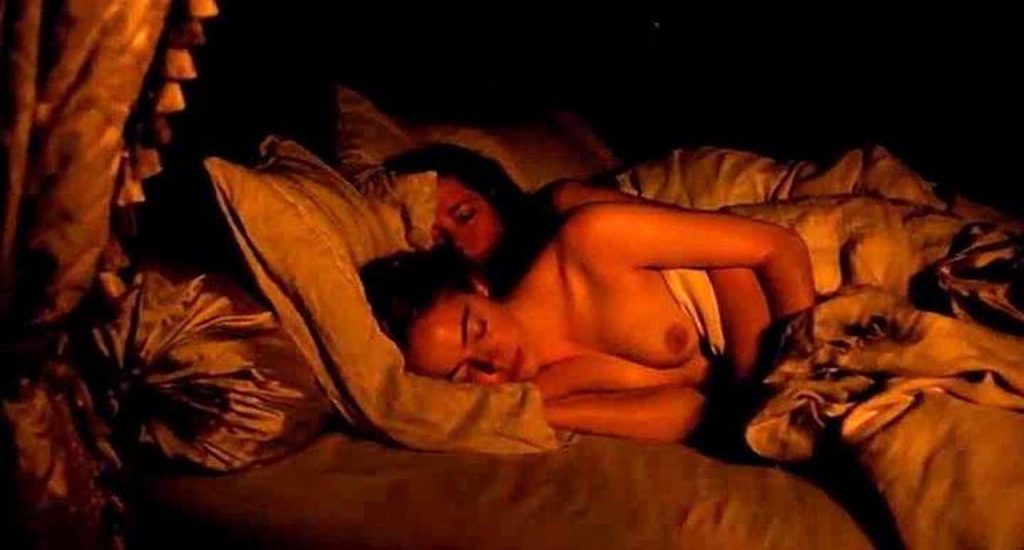 Emma Stone Topless Scene from ‘The Favourite’
