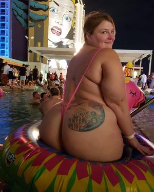 excellent babe in sexy underwear