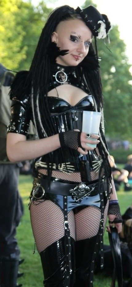 goth babe