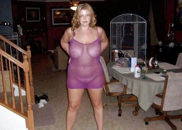 sexy milf with great tits