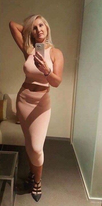 friend's mom before party
