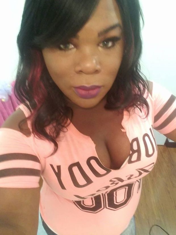 Hot Facebook Shemale