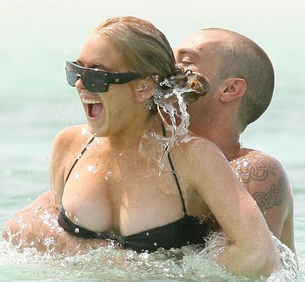 Lindsay Lohan Nip Slip