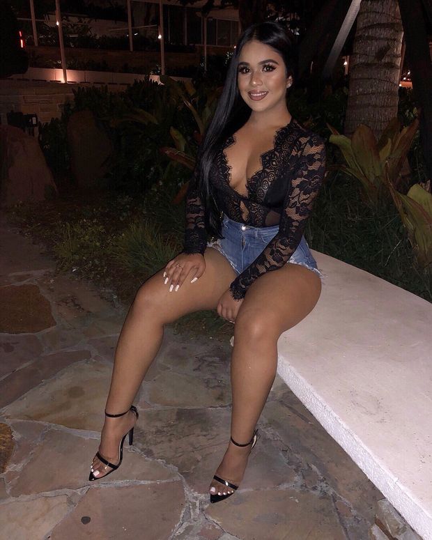 beautiful thick model