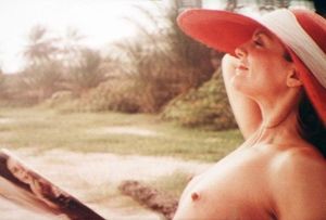 Rene Russo as Catherine Banning in The Thomas Crown Affair