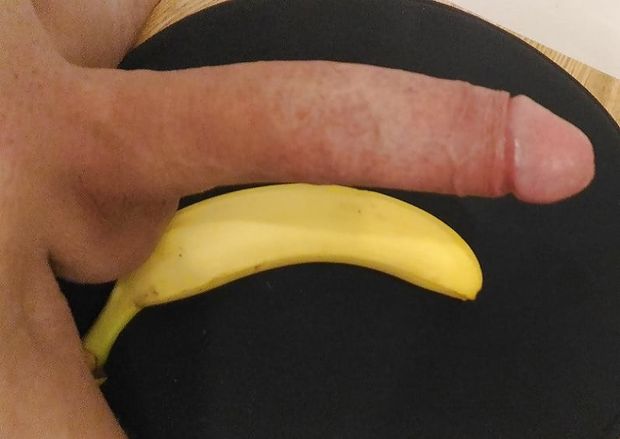 My dick big.. banana