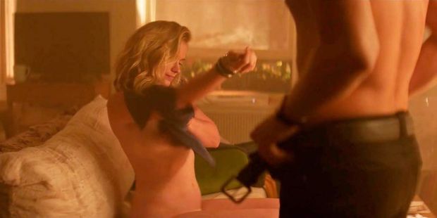 Elizabeth Lail Sex Scene from ‘YOU’