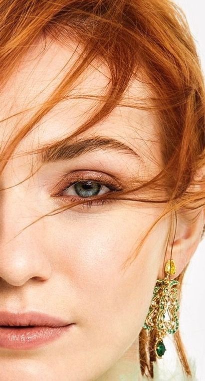 Eleanor Tomlinson