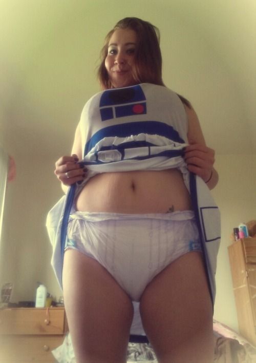 Busty Diaper Woman i'd fuck.