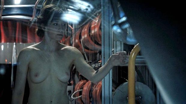 Carrie Coon Nude Scene from ‘The Leftovers’