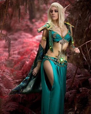 Elf from WoW Cosplay