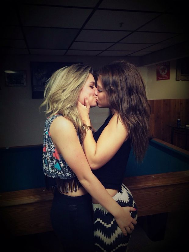 Happy Kissing