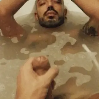 Jack that Uncut Cock!