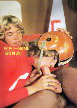 Vintage Football Smut Blowjob with Cheerleader