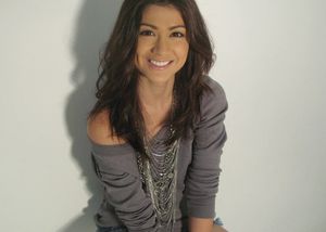 Gorgeous Filipina Lbfm Beauty With A Stunning Smile