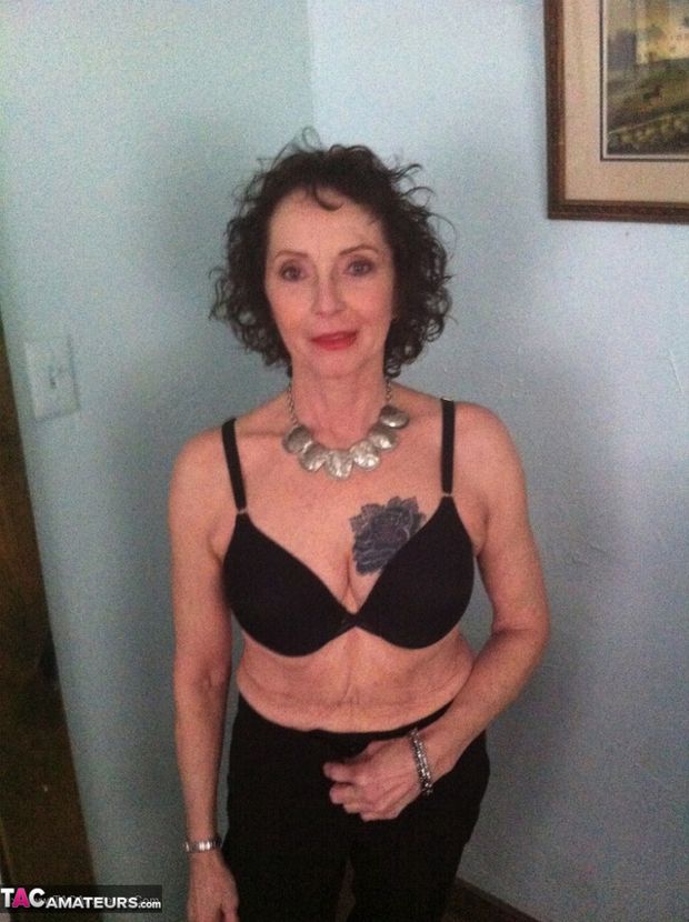 amateur GILF