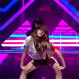 Asian Babe dancing