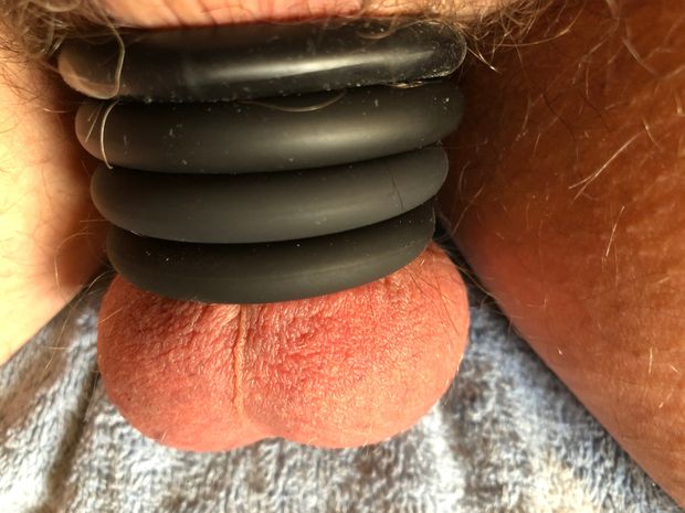 full balls with four cockrings